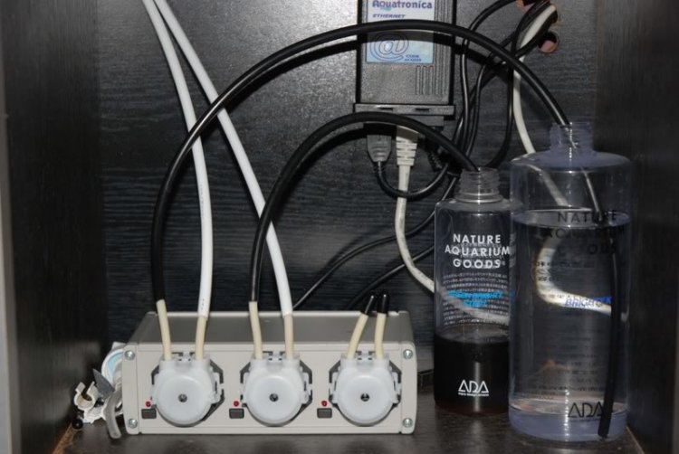 Aquatronica Dosing pumps module 3-х канальная дозирующая помпа - Кликните на картинке чтобы закрыть