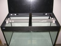 AQUALUX Rechteck T8 2x36Вт Крышка со светильником для аквариума 130x50см, цвет черный