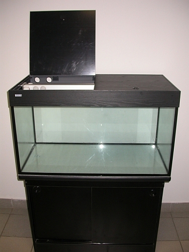 AQUALUX Rechteck T8 2x58Вт Крышка со светильником для аквариума 160x50см, цвет черный - Кликните на картинке чтобы закрыть