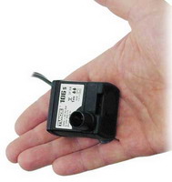 TUNZE Mini помпа универсальная 150-300л/ч 5Вт 44x43x42мм - Кликните на картинке чтобы закрыть